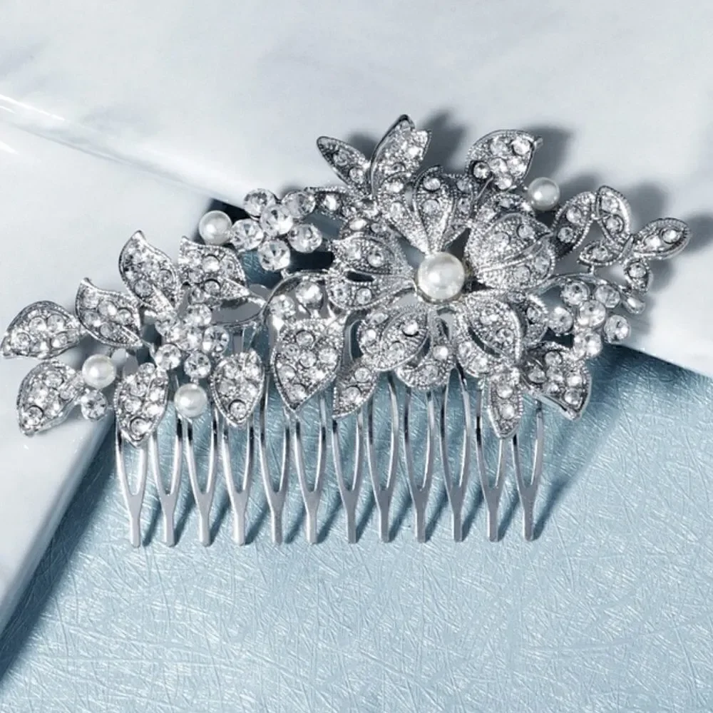 NWT Elegant Haircomb